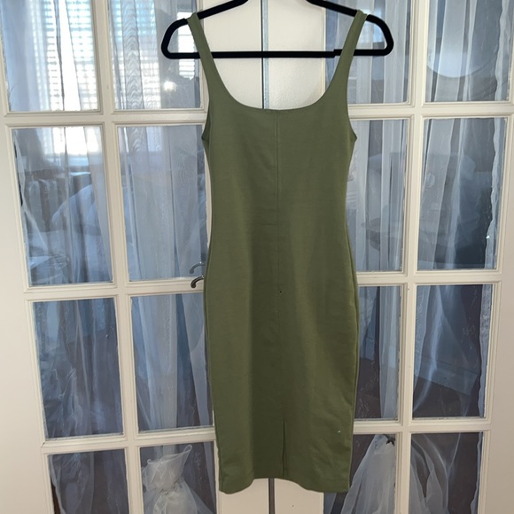 Zara midi green bodycon dress - Picture 2 of 4